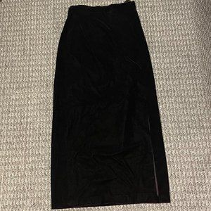 Black Velvet Skirt with Slit!! 🖤🗝️🕷️